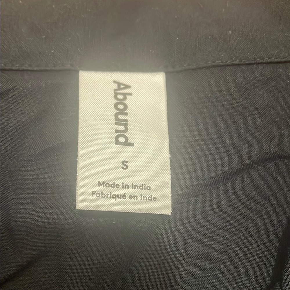 Abound Black Boxy Button Down Shirt with Notched Collar - Picture 4 of 7